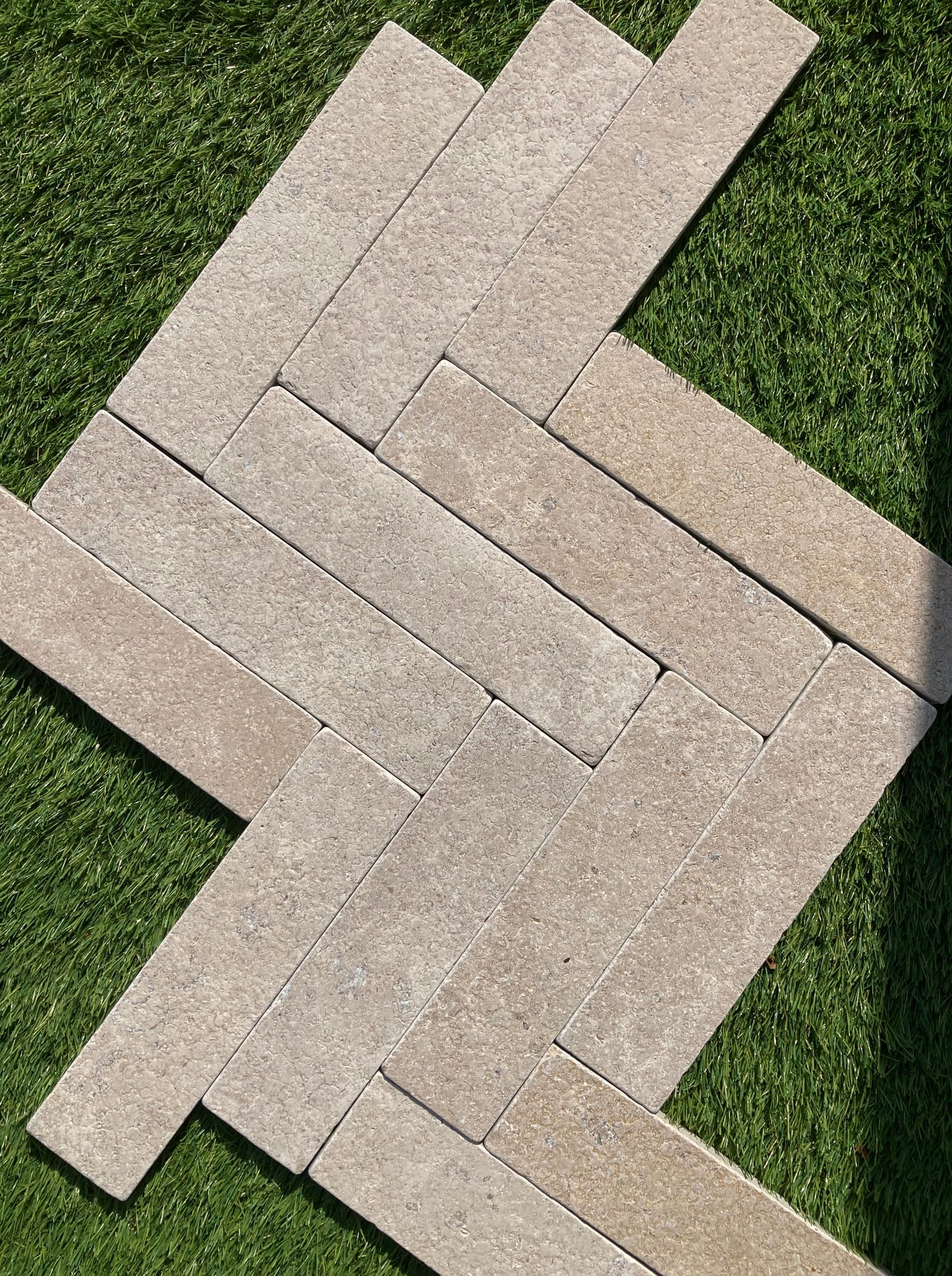 Authentic Ashlar Limestone Outdoor Acid Washed & Tumbled Bricks