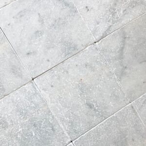 Carrara Tumbled Marble