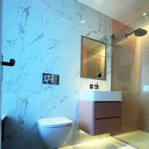Romana Statuorio Gold Polished Porcelain