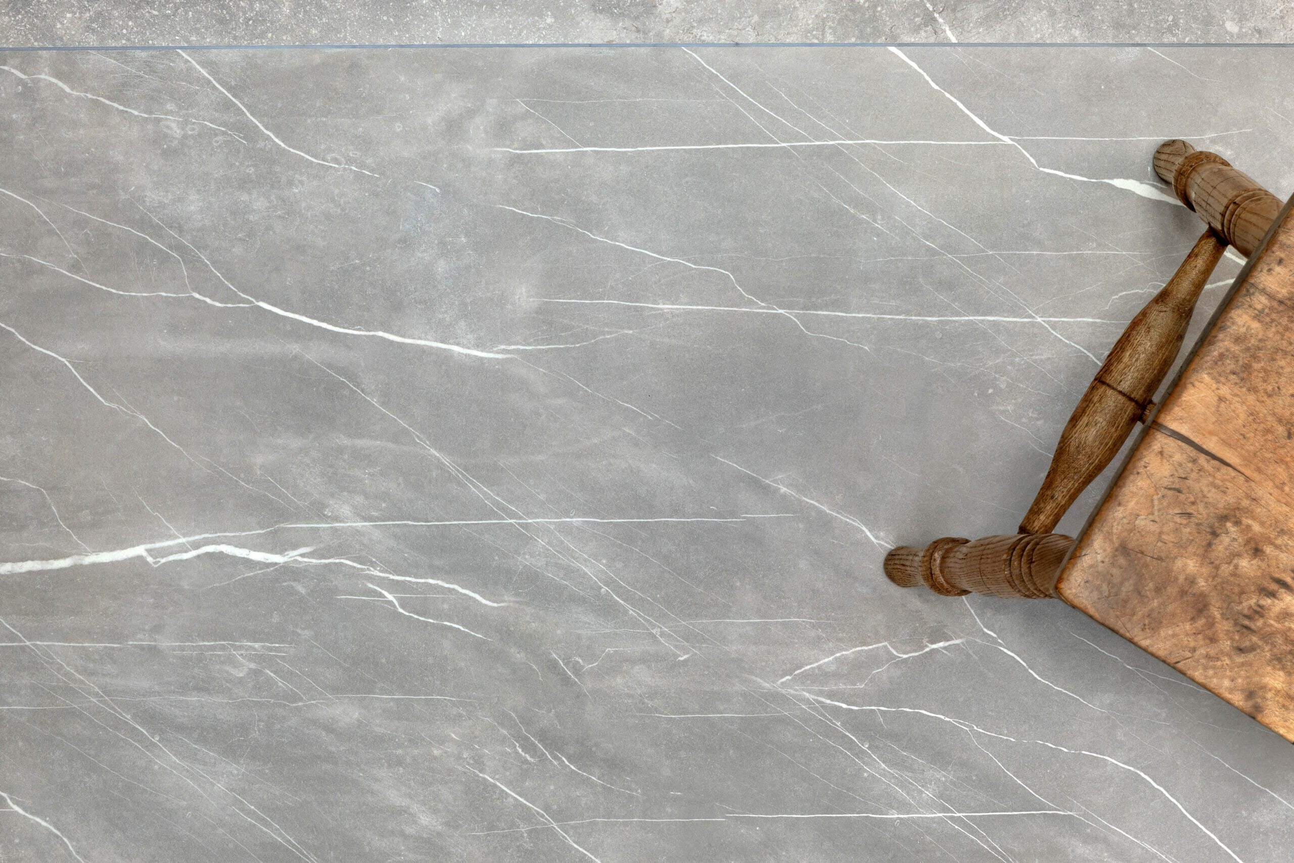 Geneva Natural Platinum Porcelain
