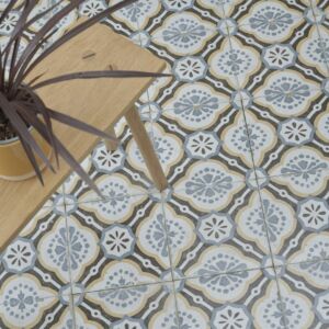 Mercia Porcelain Decor Three