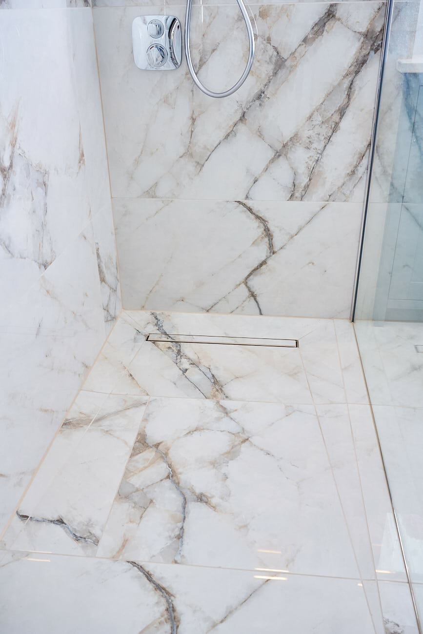 Onyx Silver White Polished Porcelain