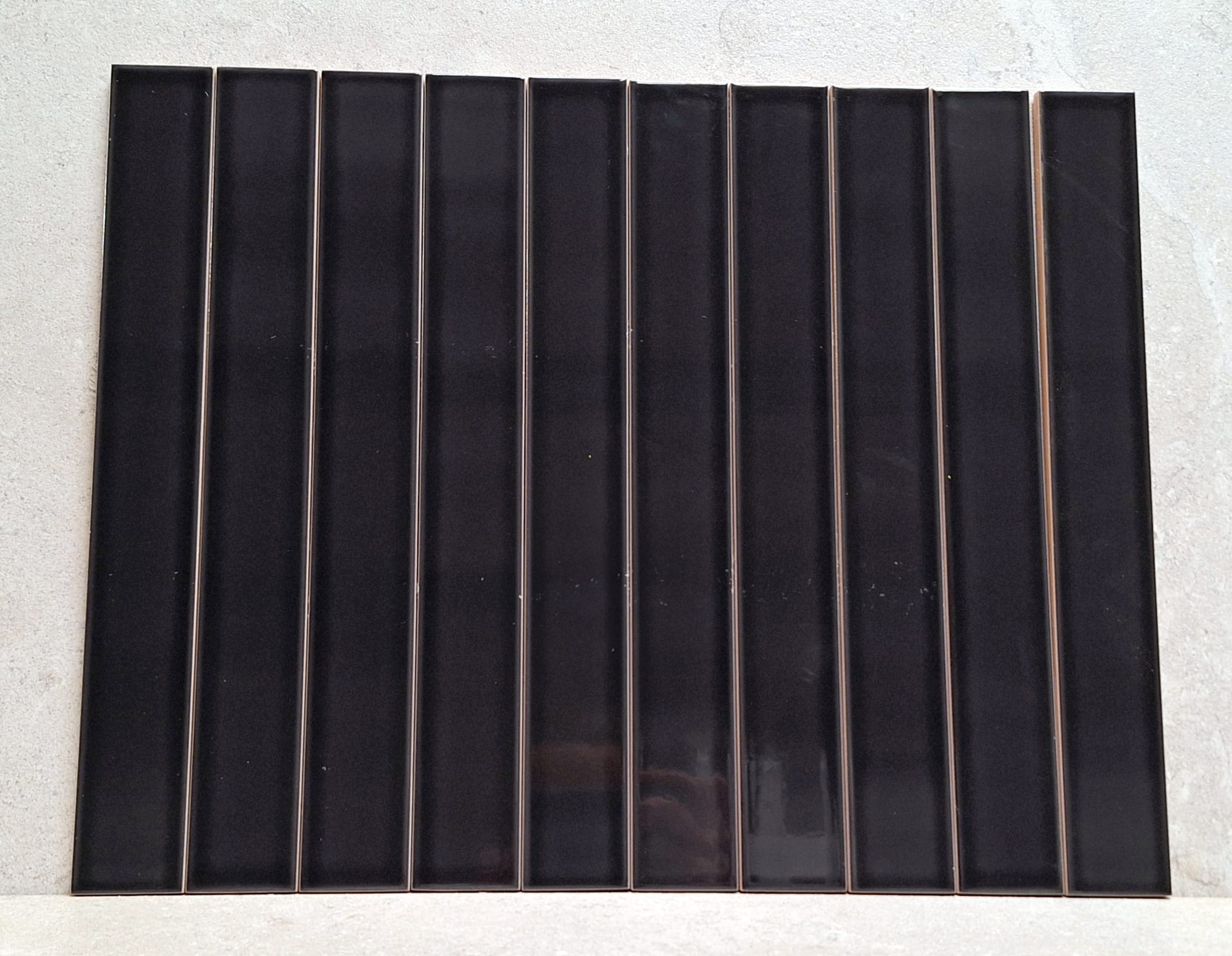 Palos Black Glazed Ceramic Long Brick