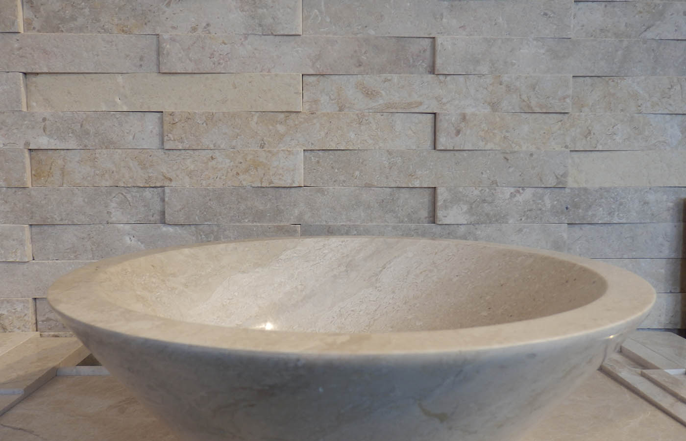 Palermo Limestone Cutting Edge