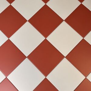 Victorian Pastello Antique Cream and Cherry Chequer Porcelain