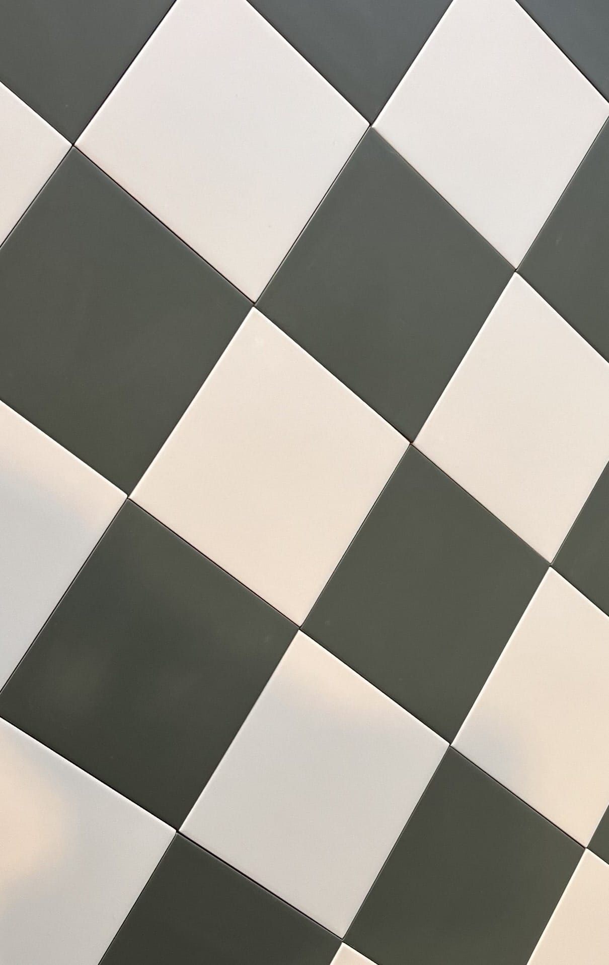 Victorian Pastello Antique Cream and Green Chequer Porcelain